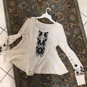 Embroidered long sleeve keyhole top